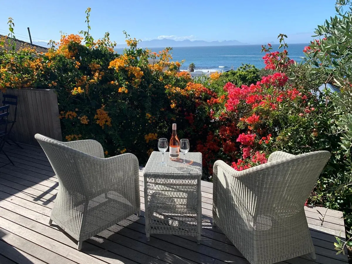 Spindrift Apartment Kalk Bay South Africa